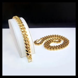 ✨️Vtg. Necklace & Bracelet New Old Stock Gold Toned Chain Link Set